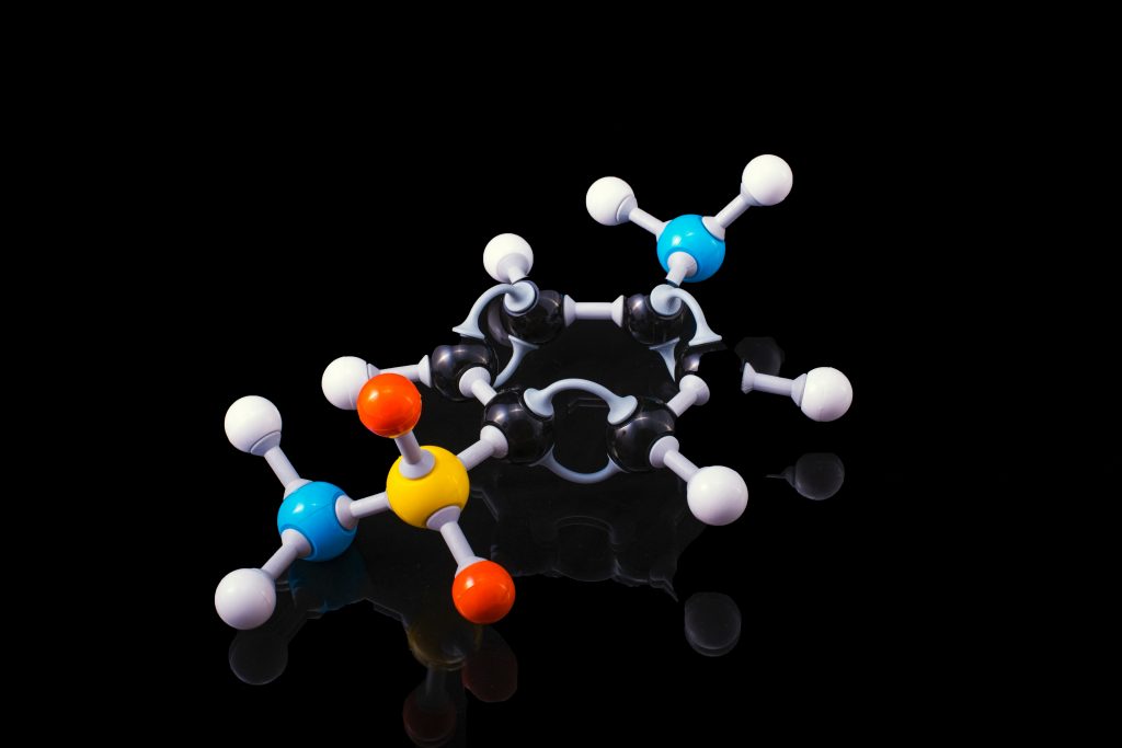 Breaking down if Hydrogen production via electrolysis will scale down in price. (Image: Terry)